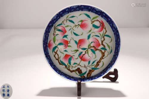 A YONGZHENG MARK FAMILLE ROSE PLATE WITH PEACH PAINTED