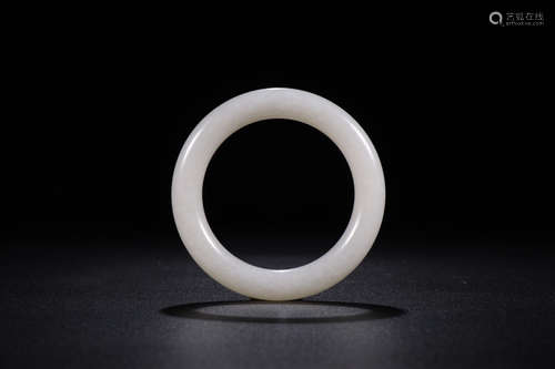 A HETIAN JADE BANGLE