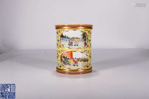 A YONGZHENG MARK FAMILLE ROSE BRUSH POT