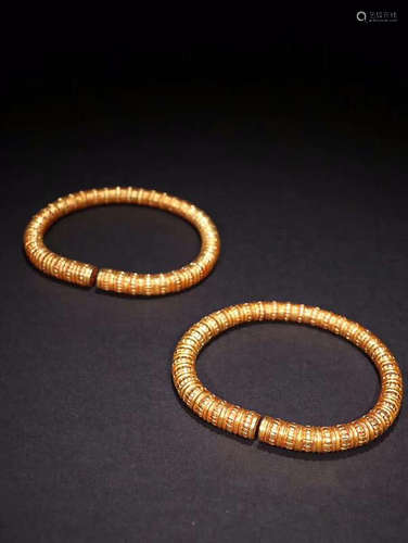 GOLDEN BANGLES