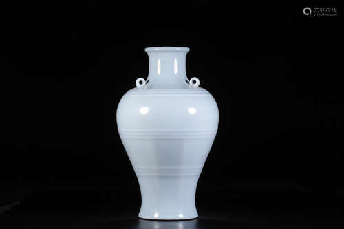 QIANLONG MARK CELADON VASE