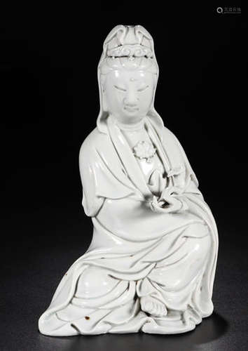 A WHITE GLAZE FIGURE OF GUANYIN