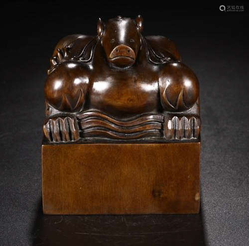 A HUANGYANG WOOD BEAST CARVED SEAL