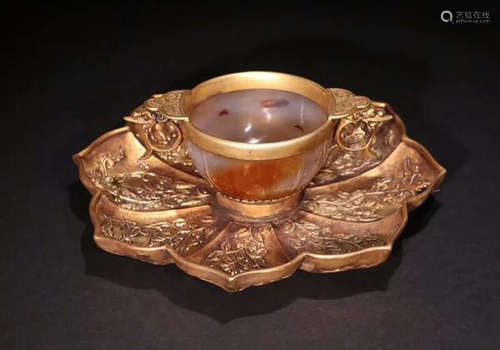 SILVER GILT AGATE PLATE & CUP