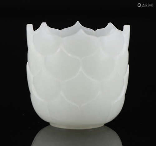 WHITE HETIAN JADE FLOWER SHAPE CUP