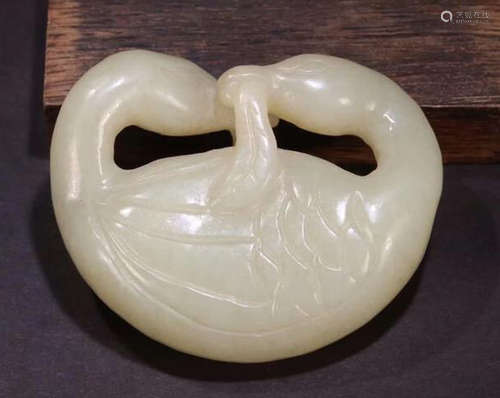 HETIAN JADE WARP LOTUS & HE PIECE