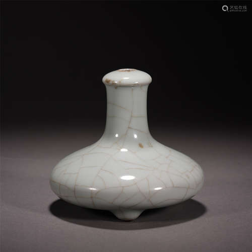 CHINESE PORCELAIN GE WARE CRACKED GLAZE VASE