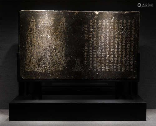 CHINESE STONE BUDDHIST FIGURES AND INSCRIPT TABLET