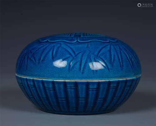 CHINESE PORCELAIN BLUE GLAZE BAMBOO LIDDED BOX