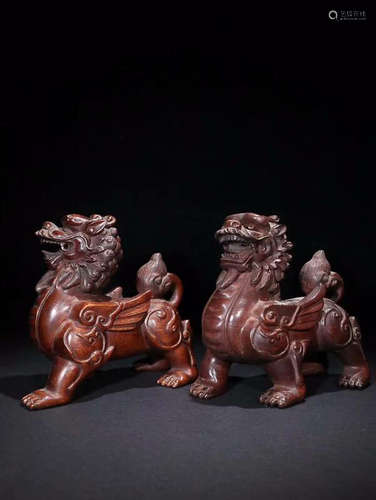 CHENXIANG WOOD AUSPICIOUS BEASTS SULPTURE