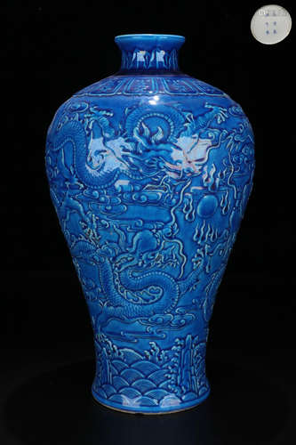 A KANGXI MARK BLUE-GLAZED MEIPING VASE