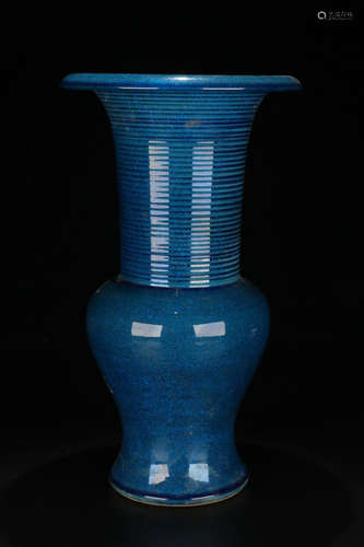 A BLUE-GALZED VASE