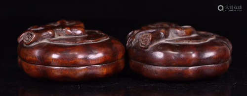 PAIR CHENXIANG WOOD CARVED POETRY PATTERN BOX