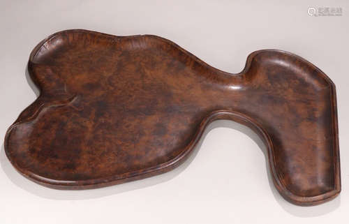 AN OLD SAKURAGI WOOD NATURE SHAPED PLATE