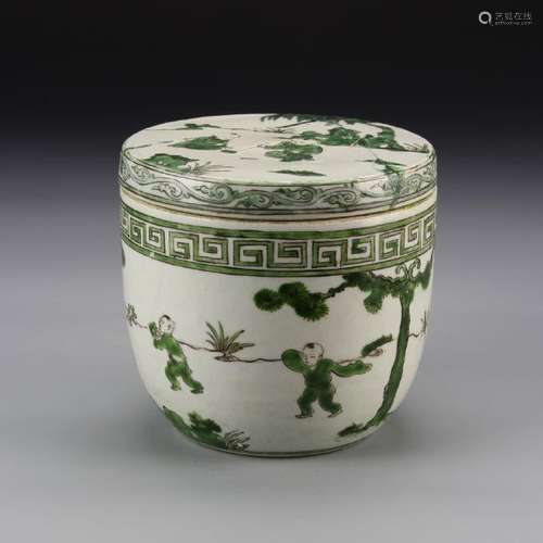 Chinese Green and White Porcelain Jar