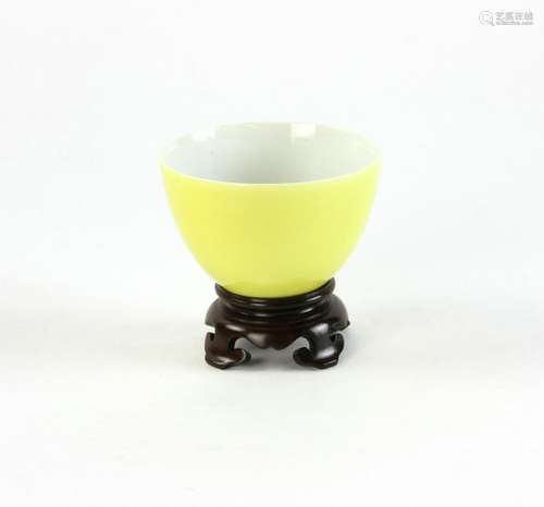 Chinese Yellow Glazed Porcelain Cup