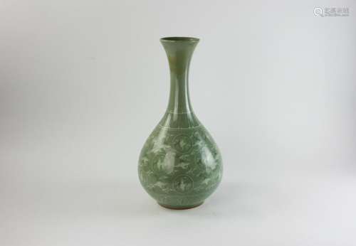 Korean Green Glazed Onion Form Vase