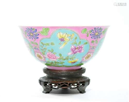 Rare and Fine Chinese Famille Rose Bowl