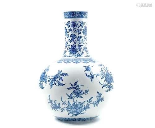 Large Chinese Blue and White Porcelain Vase