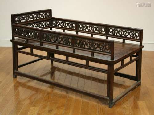 Large 17thC Chinese Huanghuali Wood Bed