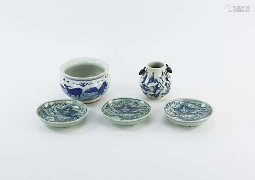 (5) Chinese Blue and White Porcelain Items