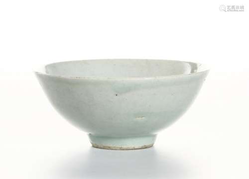 Chinese Celadon Glazed Bowl