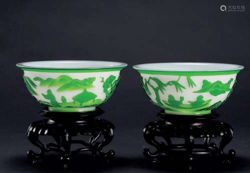 清代 白地绿胎珐琅琉璃碗