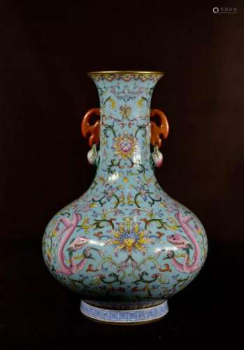 Chinese Famille Rose Porcelain Vase - Bat and Peach
