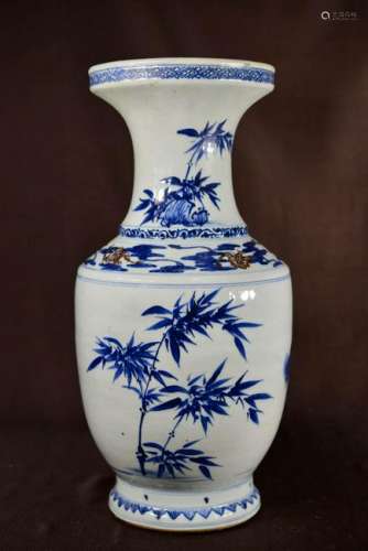 Chinese Porcleain Vase with Pine