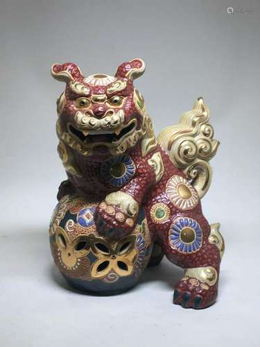 Japanese Kutani Porcelain Shishi