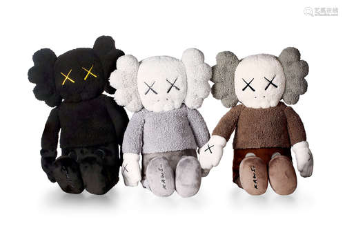 KAWS 布莱恩．唐纳利 KAWS：HOLIDAY 香港限定毛绒玩偶 （三件一组）