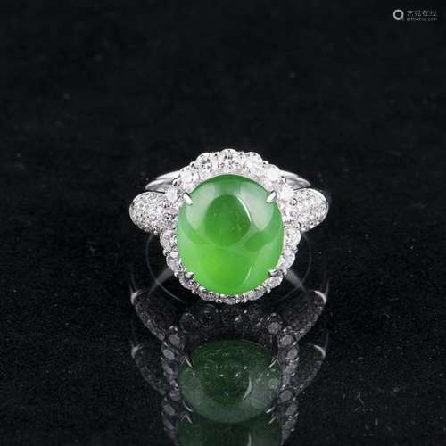 A JADEITE RING