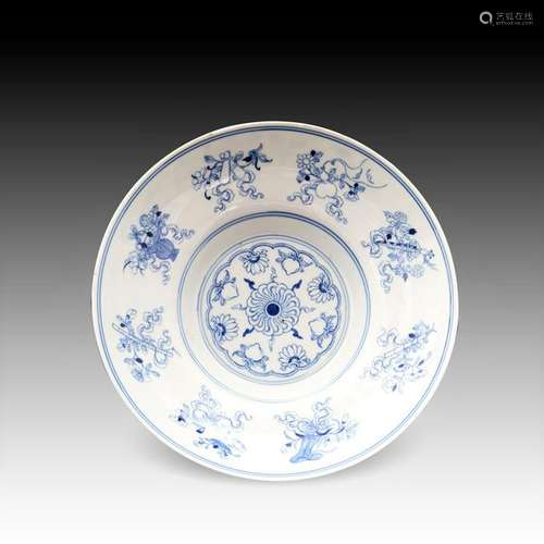 A CHINESE BLUE & WHITE BUDDHIST DISH, QIANLONG PERIOD