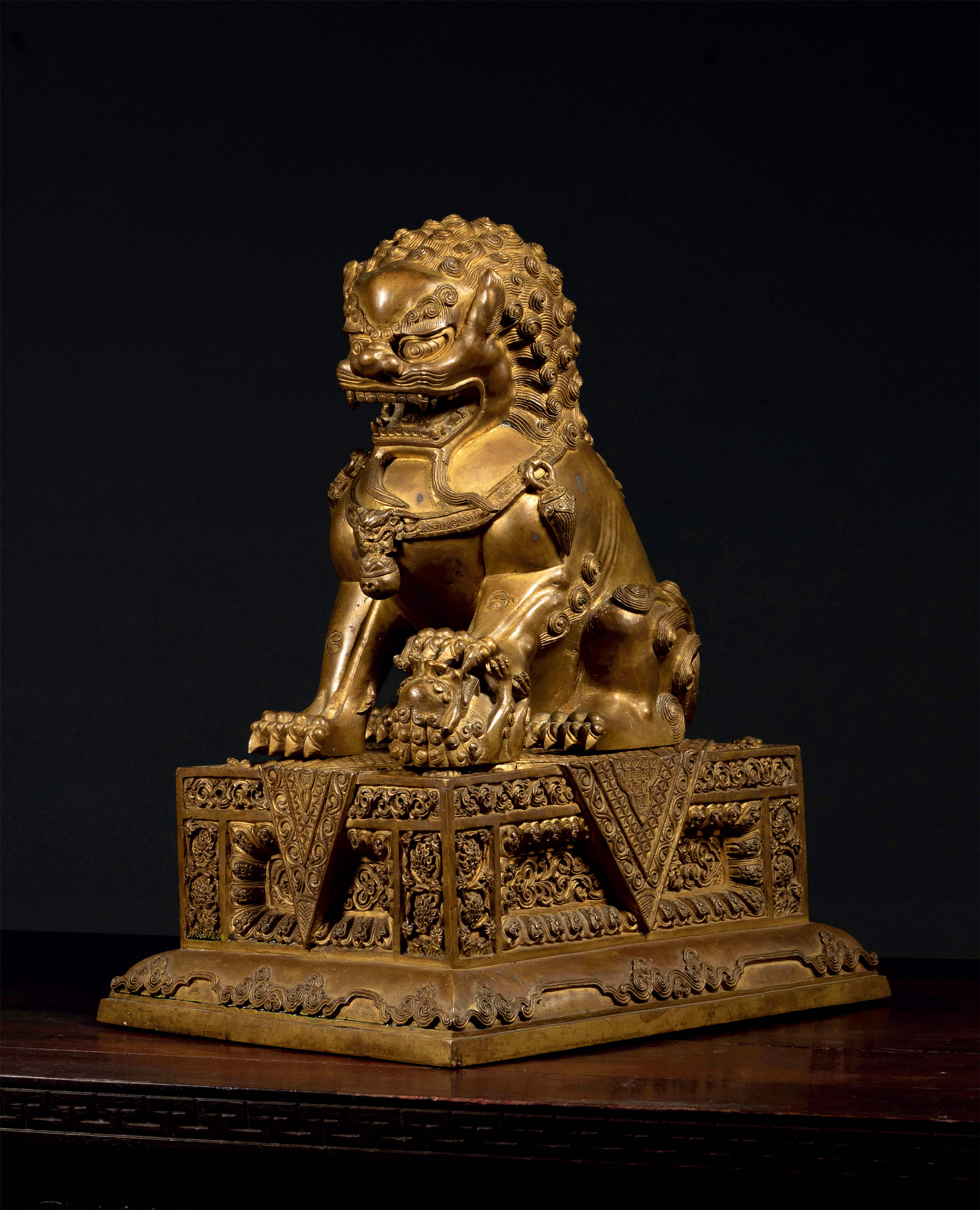 清中期 铜狮摆件