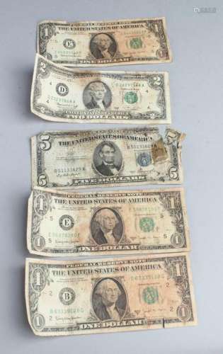 Various United States Currency Notes