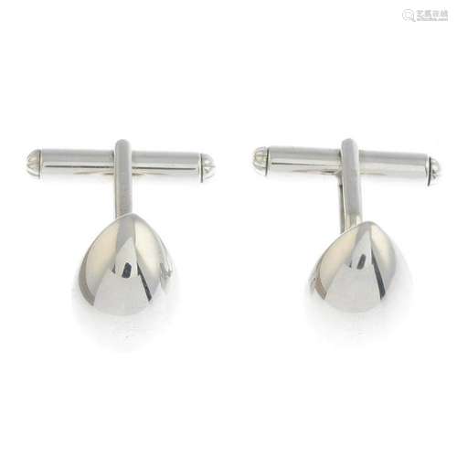 A pair of 18ct gold cufflinks. Hallmarks for London,