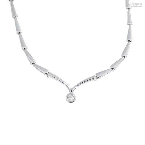 An 18ct gold diamond necklace. Diamond weight 0.11ct,