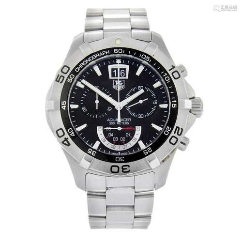 TAG HEUER - a gentleman's Aquaracer chronograph