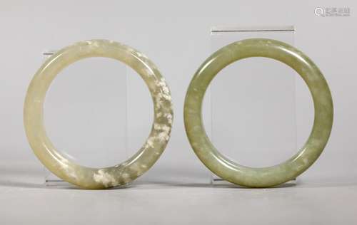 Pair Chinese Qing Dynasty Hardstone Bangles