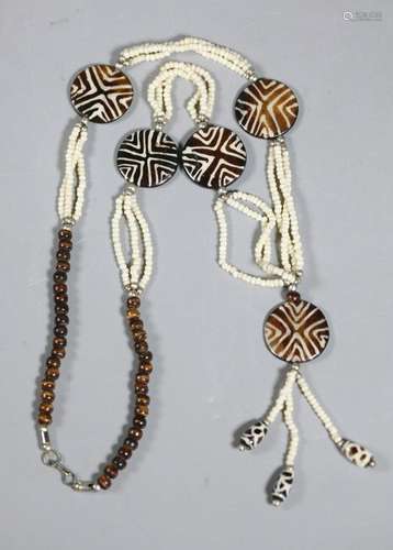 Dzi from Burma Necklace with 5 Rounds