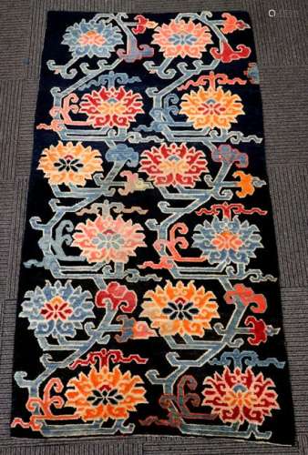 Good Tibetan Wool Lotus Flower Carpet