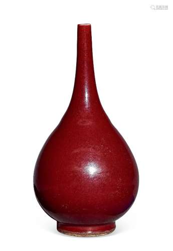 清中期 红釉胆瓶