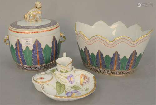 Three piece porcelain group to include two Mottahedeh