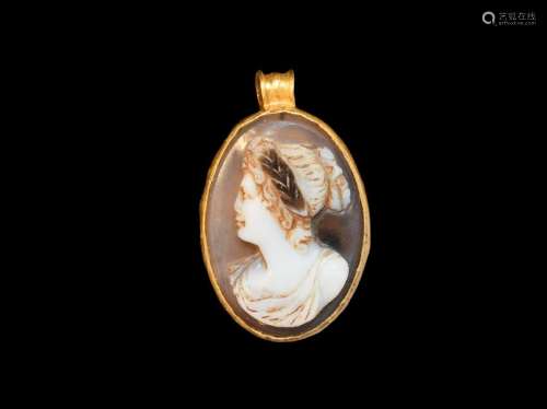 Roman Portrait Gemstone in Gold Pendant