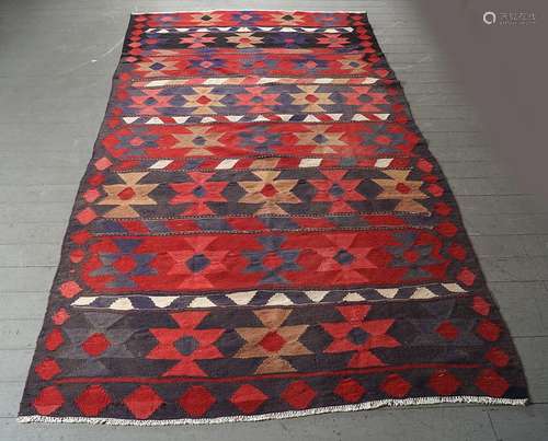 KILIM RUNNER