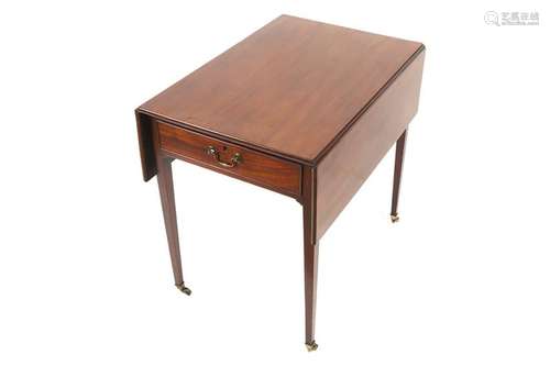 SMALL GEORGE III PERIOD MAHOGANY PEMBROKE TABLE