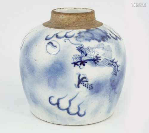 CHINESE BLUE AND WHITE GINGER JAR