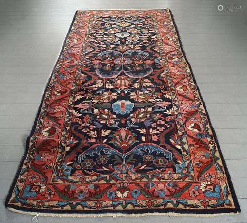 LARGE ANTIQUE PERSIAN RUG