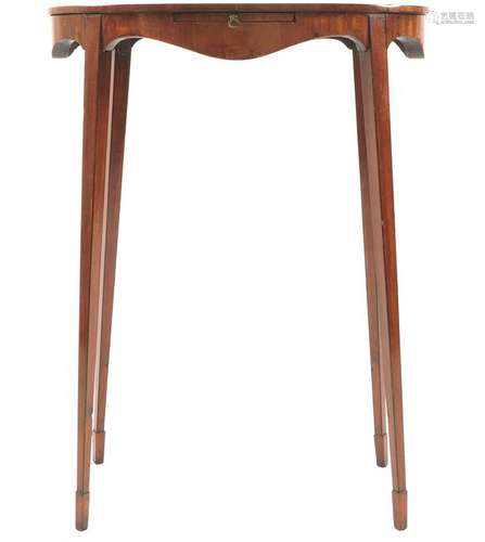 GEORGE III PERIOD MAHOGANY OCCASIONAL TABLE