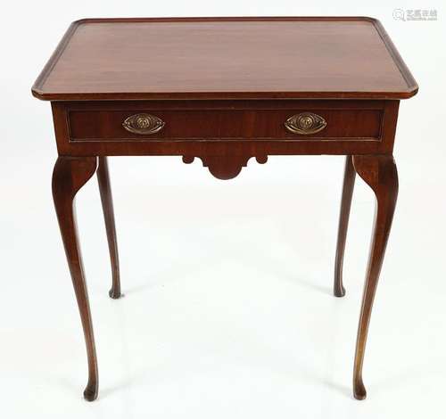 EDWARDIAN PERIOD MAHOGANY SILVER TABLE